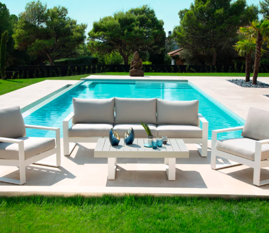 piscina, jardín, terraza y mobiliario de exterior por leroy merlin